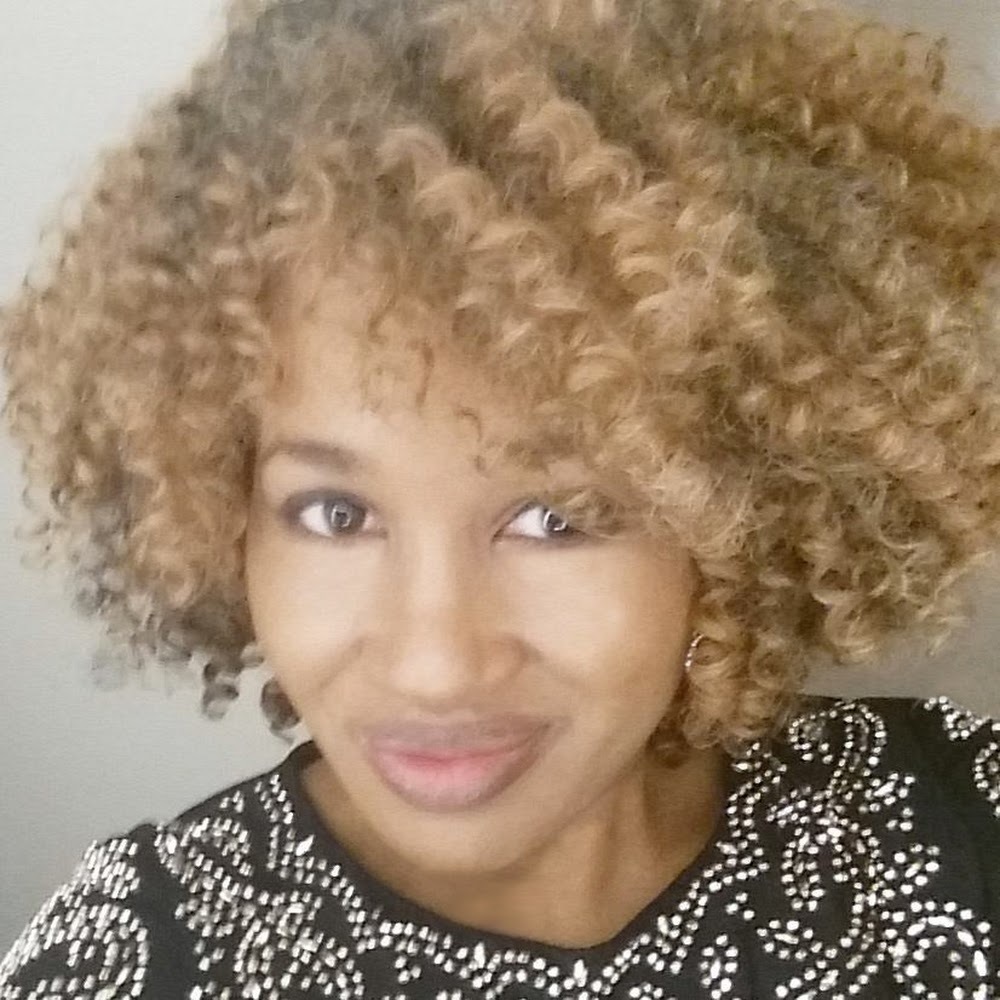 Meet your Posher, Shari